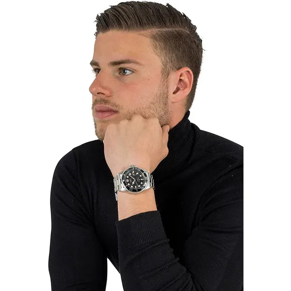 Invicta Pro Diver férfi karóra, 43 mm, fekete számlap, acél szíj, 100 m
