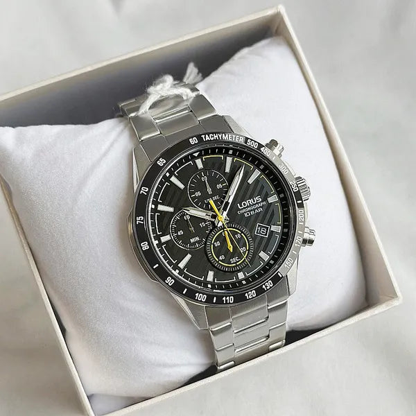 Lorus férfi kronográf kvarc óra 45 mm, WR100, rozsdamentes acél szíj, RM397HX9