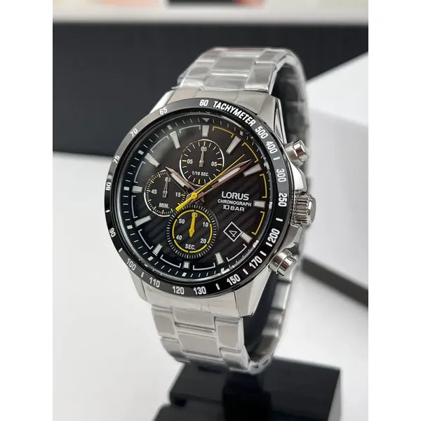Lorus férfi kronográf kvarc óra 45 mm, WR100, rozsdamentes acél szíj, RM397HX9