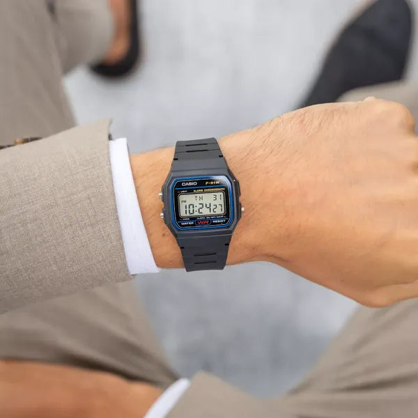 Casio F-91W-1YER férfi digitális karóra, fekete, WR30, stopper, ébresztő