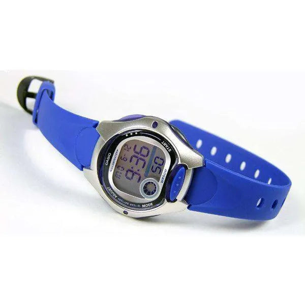 Casio LW-200-2A gyerek digitális karóra, WR50, kék szíj, dobozzal
