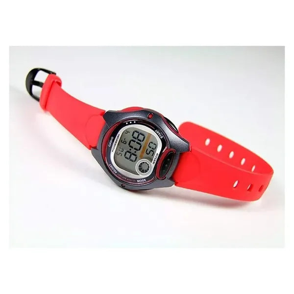 Casio LW-200-4A gyerek digitális kvarc karóra, WR50, piros szíj
