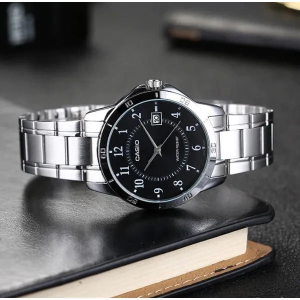 Casio férfi karóra MTP-V004D-1B, fekete számlap, acél, WR30, 42 mm, kvarc