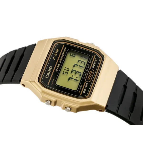 Casio férfi digitális karóra F-91WM-9A, arany tok, WR100, díszdoboz