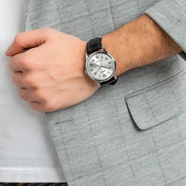 Casio MTP-V001L-7B férfi óra, bőr szíj, ezüst számlap, WR30, díszdobozzal