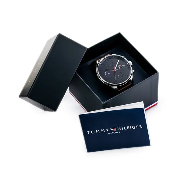 Tommy Hilfiger Chase 1791487 férfi karóra, kvarc, bőr, kék számlap, WR50
