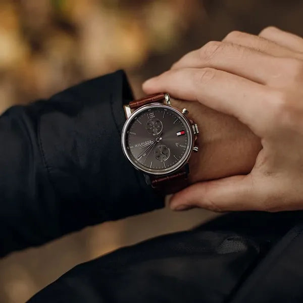 Tommy Hilfiger férfi karóra Daniel 1710416, barna bőr, WR50, 44 mm
