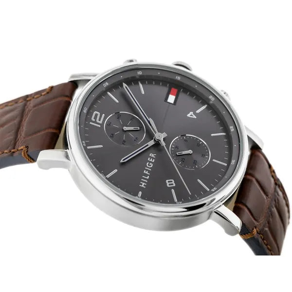 Tommy Hilfiger férfi karóra Daniel 1710416, barna bőr, WR50, 44 mm
