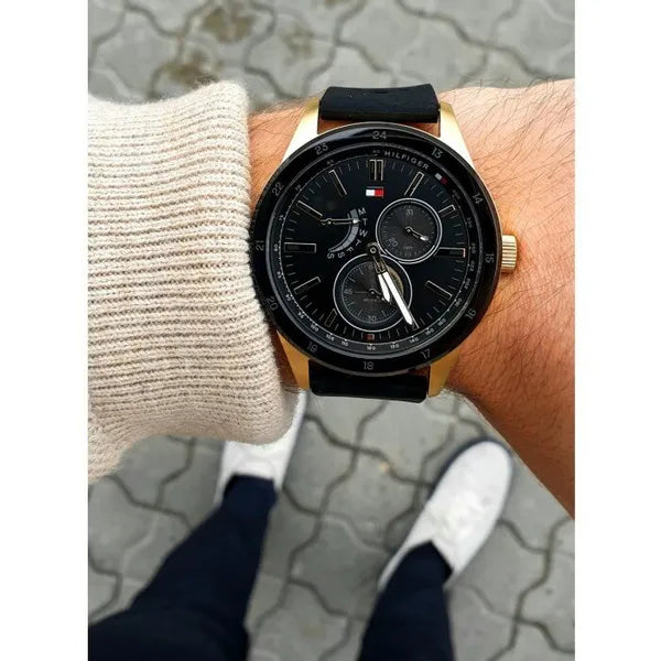 Tommy Hilfiger Austin 1791636 férfi karóra, 44 mm, fekete/arany, WR50, kvarc