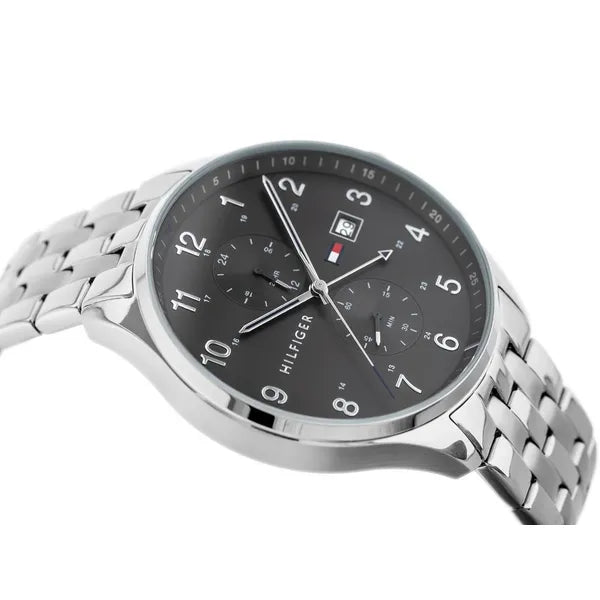 Tommy Hilfiger férfi karóra 1791707, fekete számlap, acél szíj, dátum, WR50