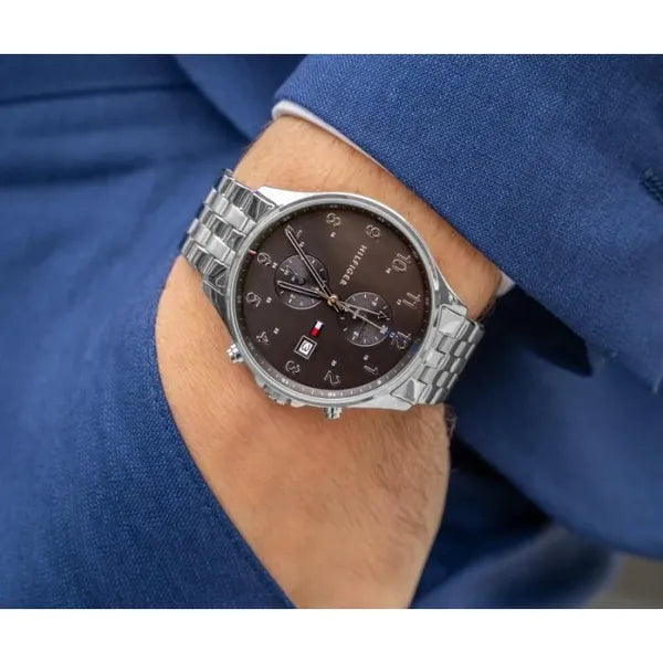 Tommy Hilfiger férfi karóra 1791707, fekete számlap, acél szíj, dátum, WR50