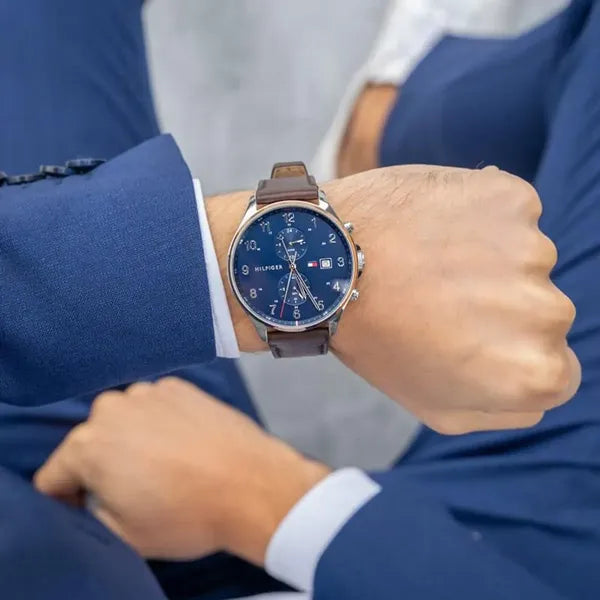 Tommy Hilfiger 1791712 West férfi karóra, kvarc, 44 mm, bőrszíj, kék, WR50