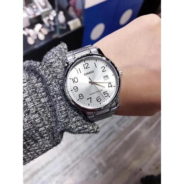 Casio MTP-V002D-7BUDF férfi karóra, acél szíj, ezüst, 36 mm, WR30, dátum