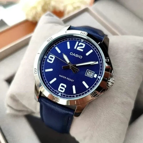 Casio férfi karóra MTP-V004L-2BUDF, kék bőrszíj, 42 mm, dátum, WR30