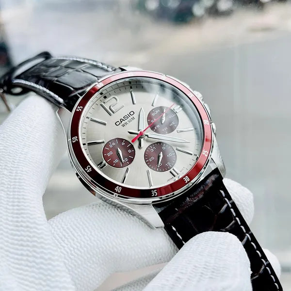 Casio MTP-1374L-7A1V férfi karóra, 44 mm, barna bőr, bézs számlap, WR50, kvarc