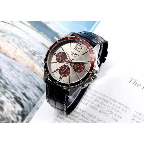 Casio MTP-1374L-7A1V férfi karóra, 44 mm, barna bőr, bézs számlap, WR50, kvarc
