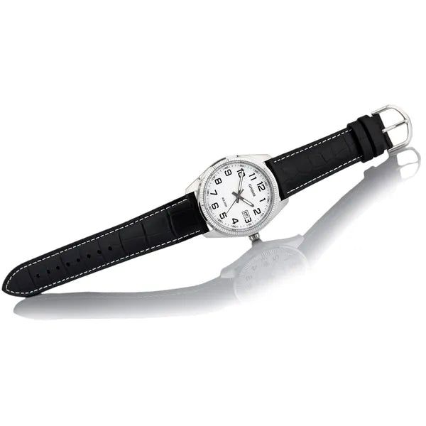 Casio férfi karóra MTP-1302PL-7B, bőr szíj, fehér, WR50, dátum, 38 mm