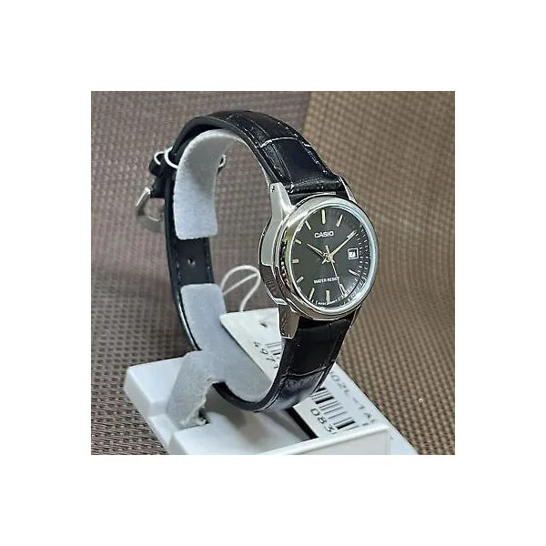 Casio LTP-V002L-1AUDF női karóra, 25 mm, fekete számlap, bőr szíj, dátum, WR30