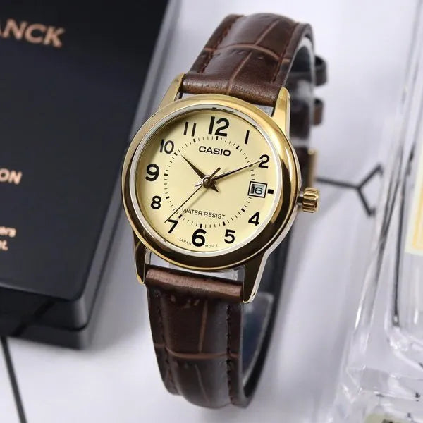 Casio LTP-V002GL-9BUDF női karóra, 25 mm, arany számlap, barna bőr szíj, WR30