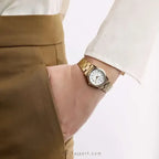 Casio női karóra, arany színű nemesacél, fehér számlap, dátum, 25 mm, WR30