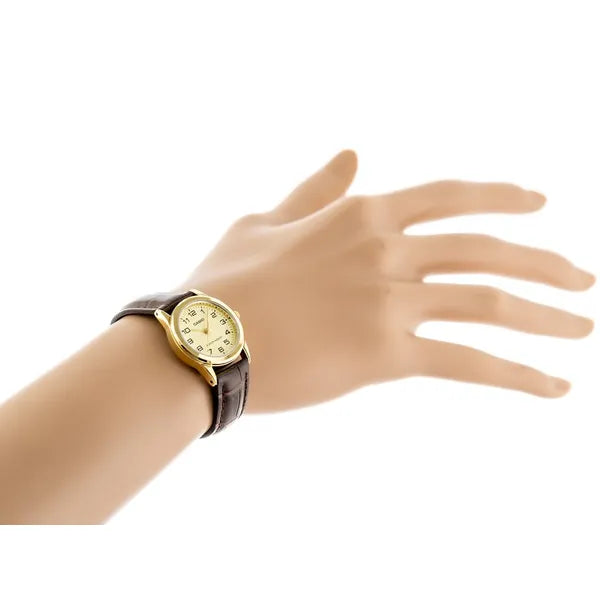Casio LTP-V001GL-9B női karóra, arany számlap, barna bőr szíj, WR30