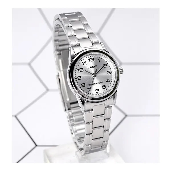 Casio LTP-V001D-7BUDF női karóra, ezüst acél, kvarc, WR30, 25 mm, díszdoboz