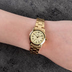 Casio LTP-V001G-9B női karóra, arany, acél szíj, 25 mm, WR30 + díszdoboz