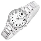 Casio LTP-1303D-7BVDF női karóra, 30 mm, rozsdamentes acél szíj, fehér számlap, WR50