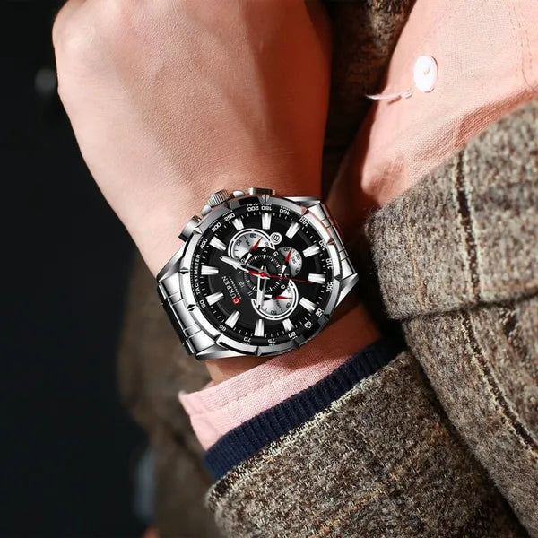 Curren 8363 férfi karóra kronográf kvarc ezüst fémszíj fekete számlap 42 mm
