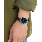 Casio LTP-VT01L-2B női karóra, kék számlap, barna bőr szíj, 34 mm