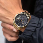 Tommy Hilfiger Baker férfi karóra, aranyszínű acél, fekete számlap, WR50, kvarc