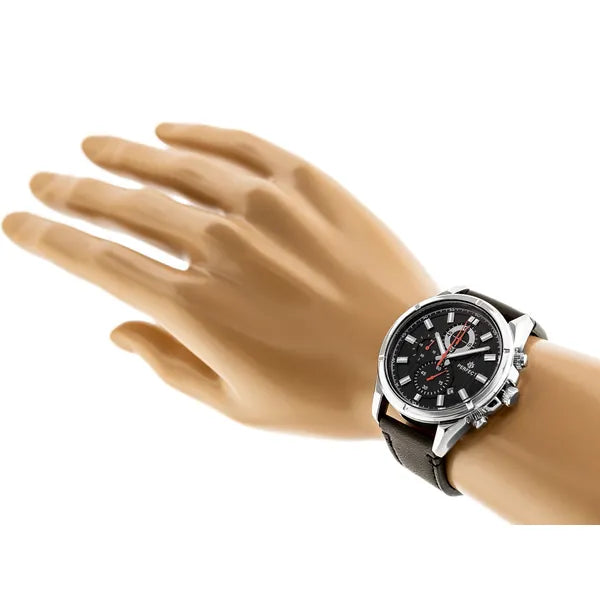 Férfi kvarc kronográf óra, 44 mm, fekete számlap, barna bőrszíj, ezüst tok