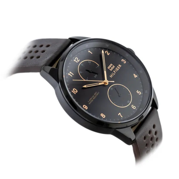 Tommy Hilfiger Chase 1791577 férfi karóra, fekete tok, barna bőr, WR50, kvarc