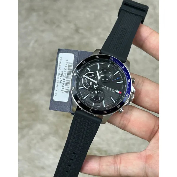 Tommy Hilfiger férfi karóra 1791724, kvarc, 46 mm, gumi szíj, WR50