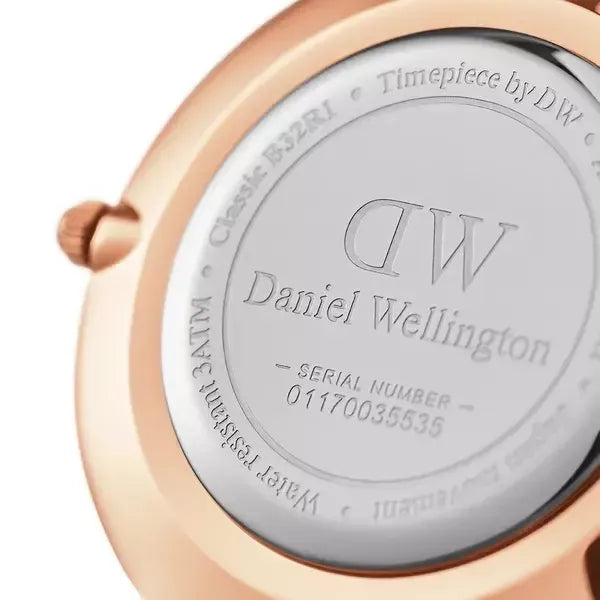 Daniel Wellington női óra Classic Petite 32 mm, fekete/rózsaarany, bőrszíj