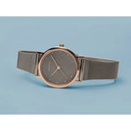 Bering Classic 13426-369 női karóra, 26 mm, zafírüveg, rozéarany/szürke
