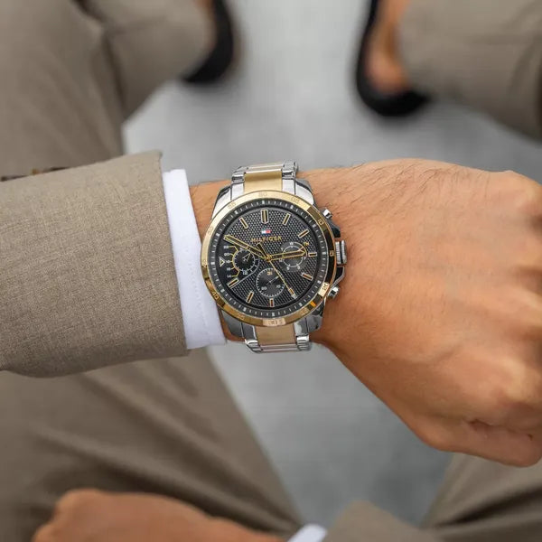 Tommy Hilfiger Decker 1791559 férfi karóra, két tónusú acél, fekete, WR50