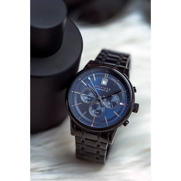 Tommy Hilfiger Kyle 1791633 férfi karóra, fekete acél, kék számlap, 44 mm
