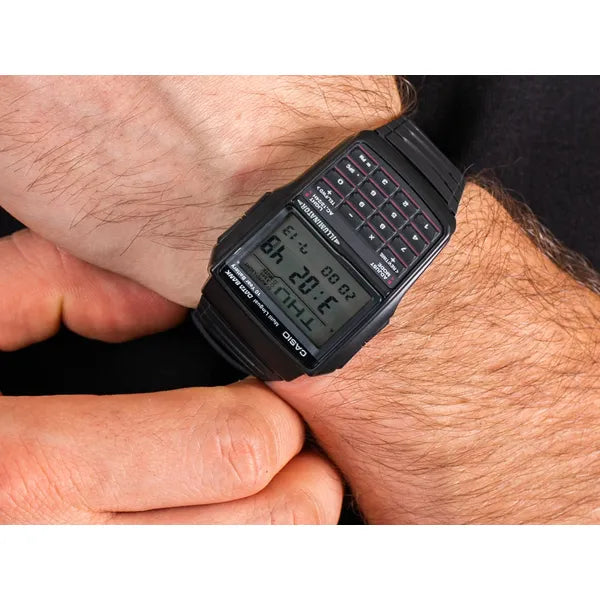Casio Databank DBC-32-1A férfi digitális karóra, fekete, kalkulátor, WR30