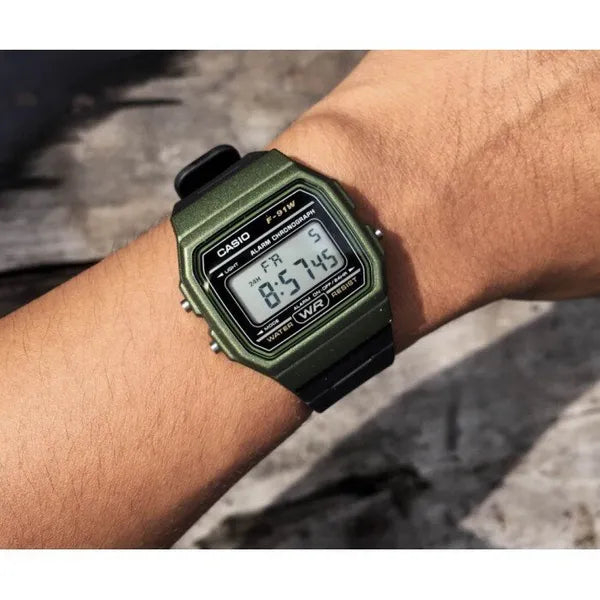 Casio F-91WM-3AER férfi digitális karóra, zöld tok, fekete szíj, WR100