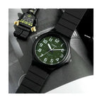 Casio MW-240-3B férfi karóra, zöld számlap, műanyag tok és szíj, 44 mm, WR50