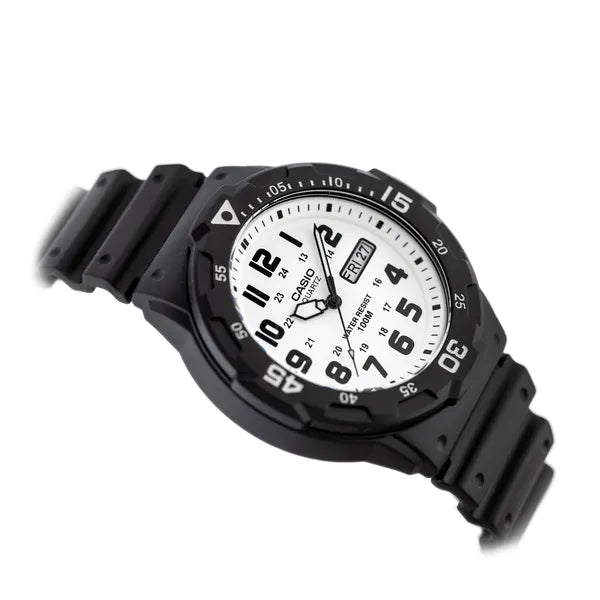 Casio MRW-200H-7B férfi karóra, kvarc, WR100, 43 mm, fehér számlap