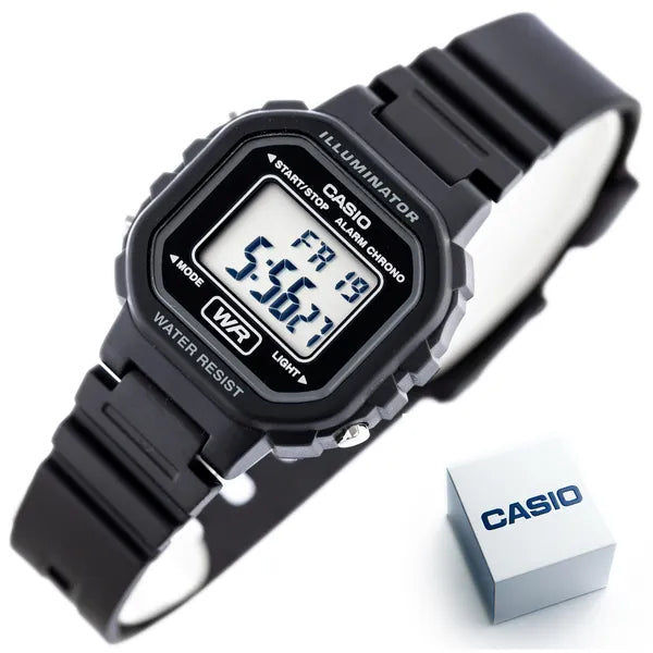 Casio LA-20WH-1AEF gyerek digitális karóra, fekete, WR30, díszdobozzal