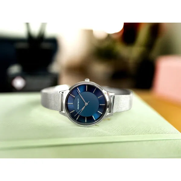 Perfect F359-03 női kvarc karóra, 34 mm, kék számlap, ezüst fém szíj, WR30