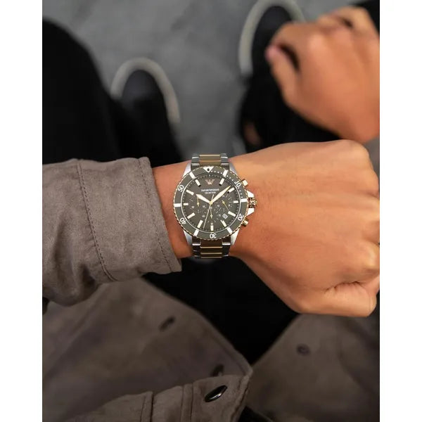 Emporio Armani AR11361 férfi búvár kronográf óra, 43 mm, WR100, két színű acél