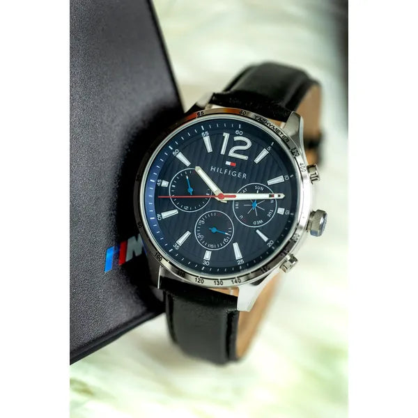 Tommy Hilfiger Gavin 1791468 férfi karóra, 46 mm, kék számlap, fekete bőr, WR50