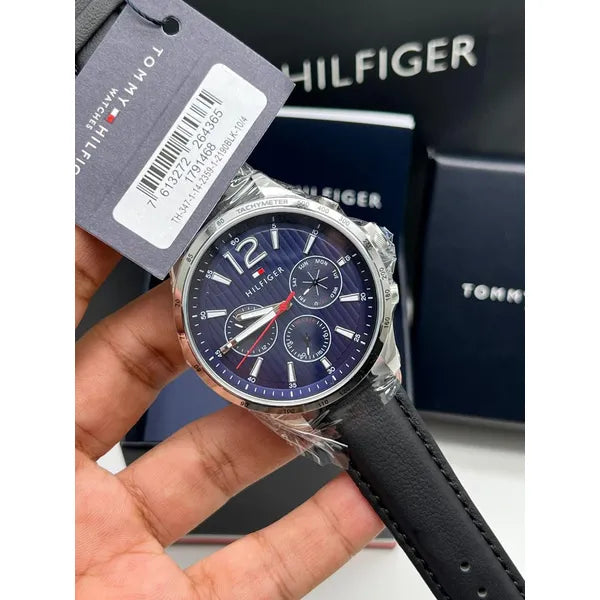 Tommy Hilfiger Gavin 1791468 férfi karóra, 46 mm, kék számlap, fekete bőr, WR50