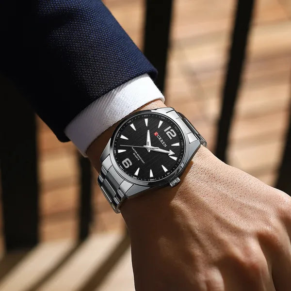 Curren 8434 férfi karóra, kvarc, 44 mm, fekete számlap, ezüst szíj + díszdoboz