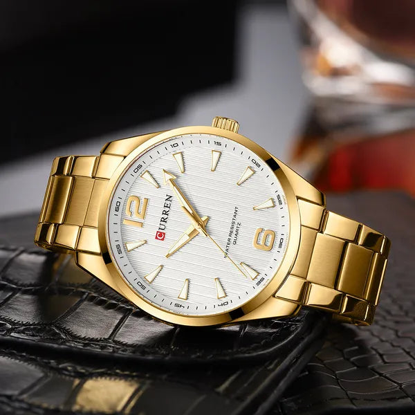 Curren 8434 férfi kvarc karóra, 44 mm, arany acélszíj, ezüst számlap, doboz