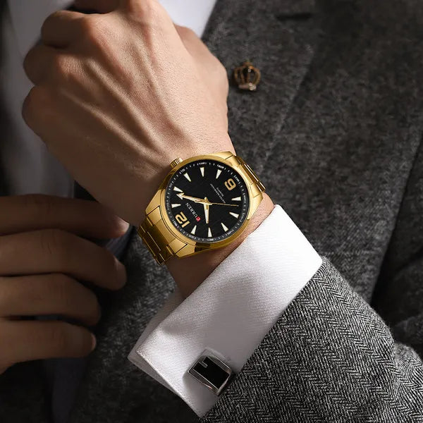 Curren 8434 férfi karóra, kvarc, 44 mm, fekete számlap, arany szíj, WR30